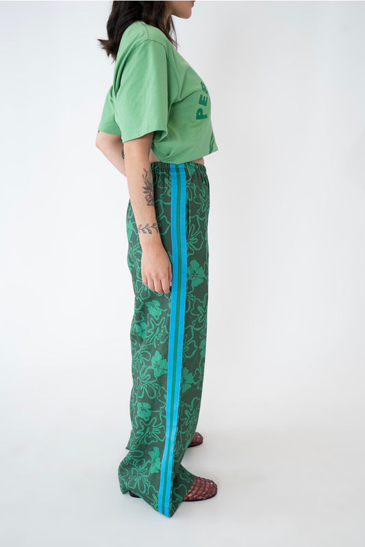 Alba Palazzo Wide Leg Side stripe Pant in Hibiscus Green