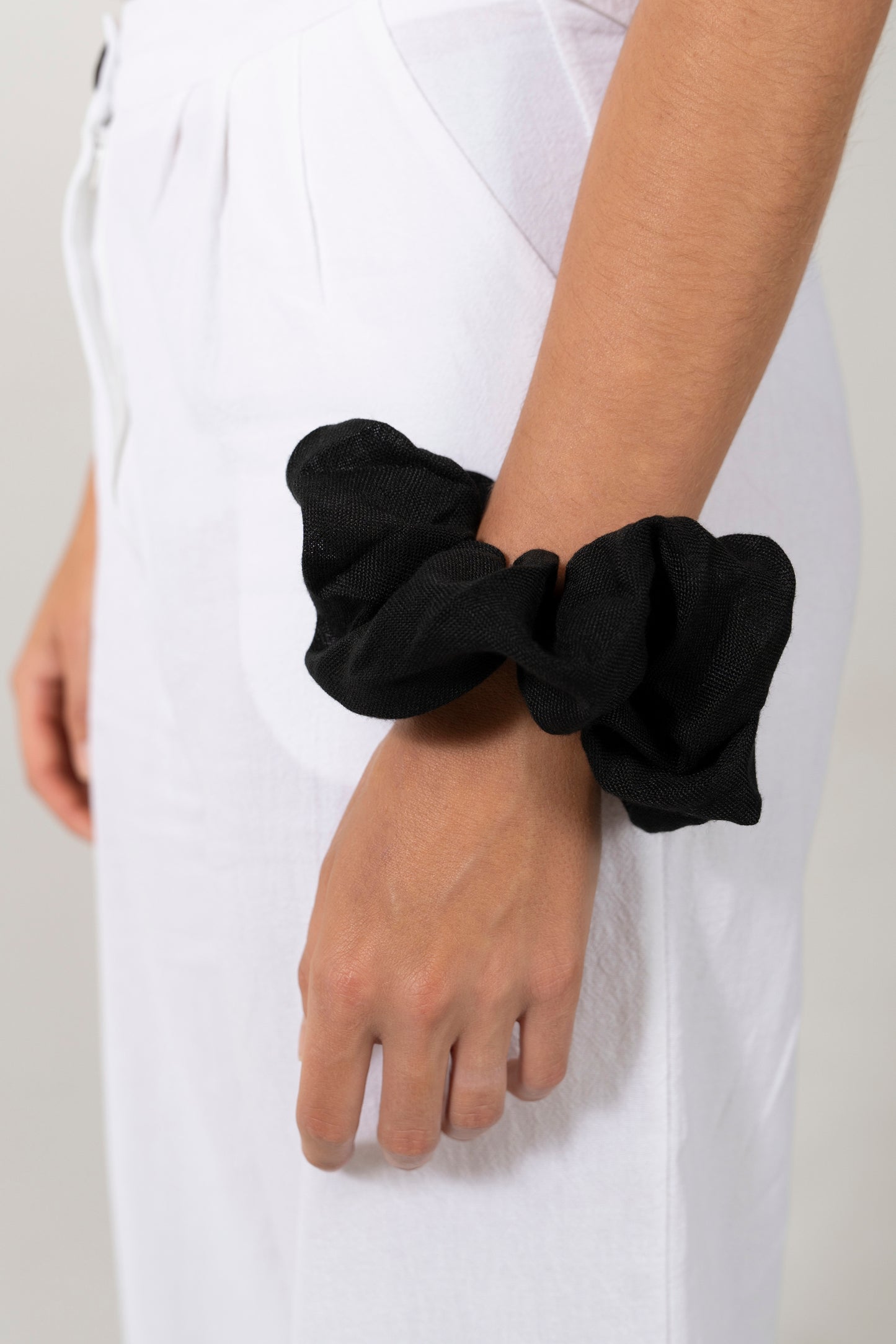 OVERSIZE LINEN SCRUNCHY