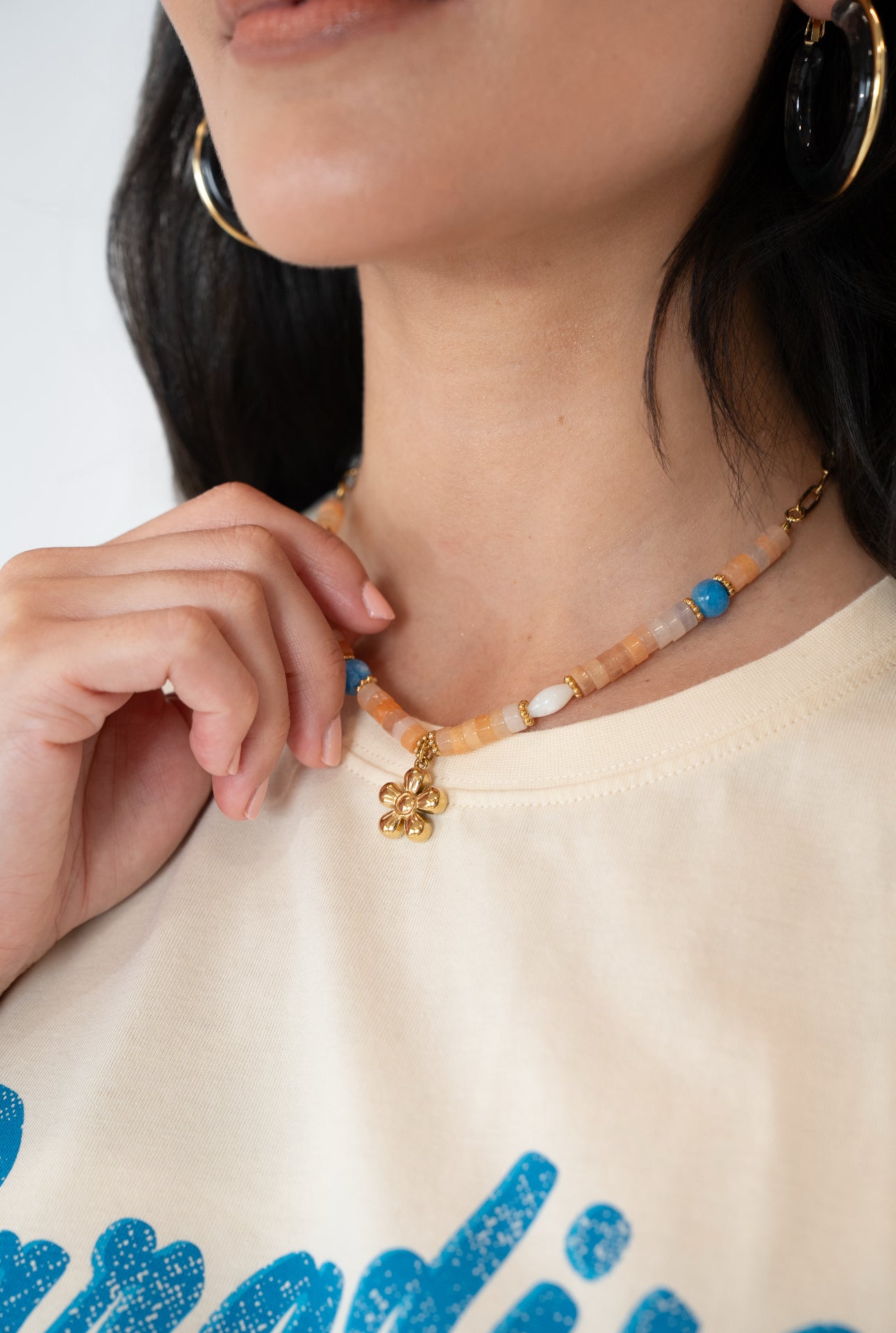 Alba Zinnia flower beaded necklace choker