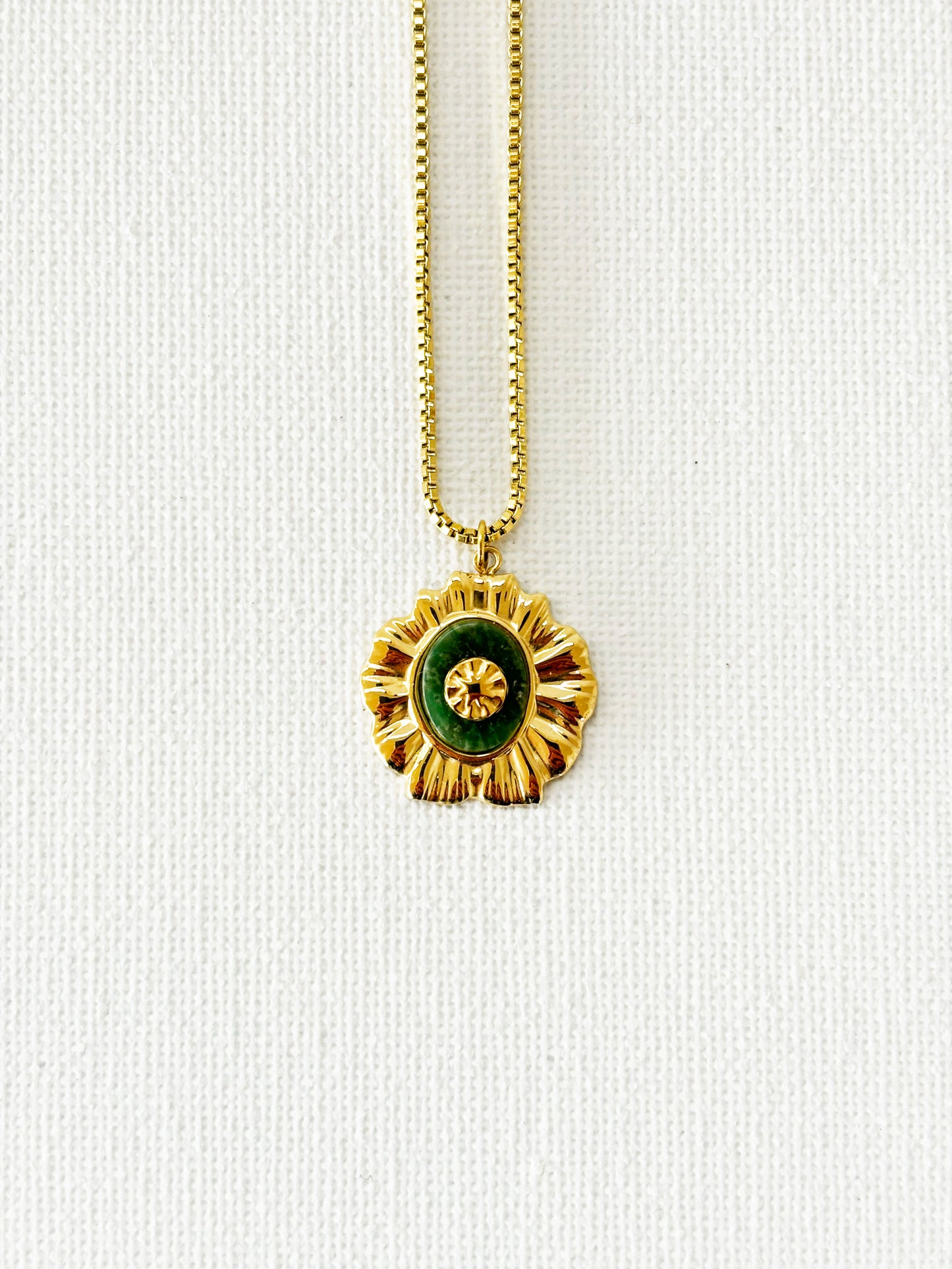 CACTUS GREEN SUN MEDALLION FINE CHAIN NECKLACE