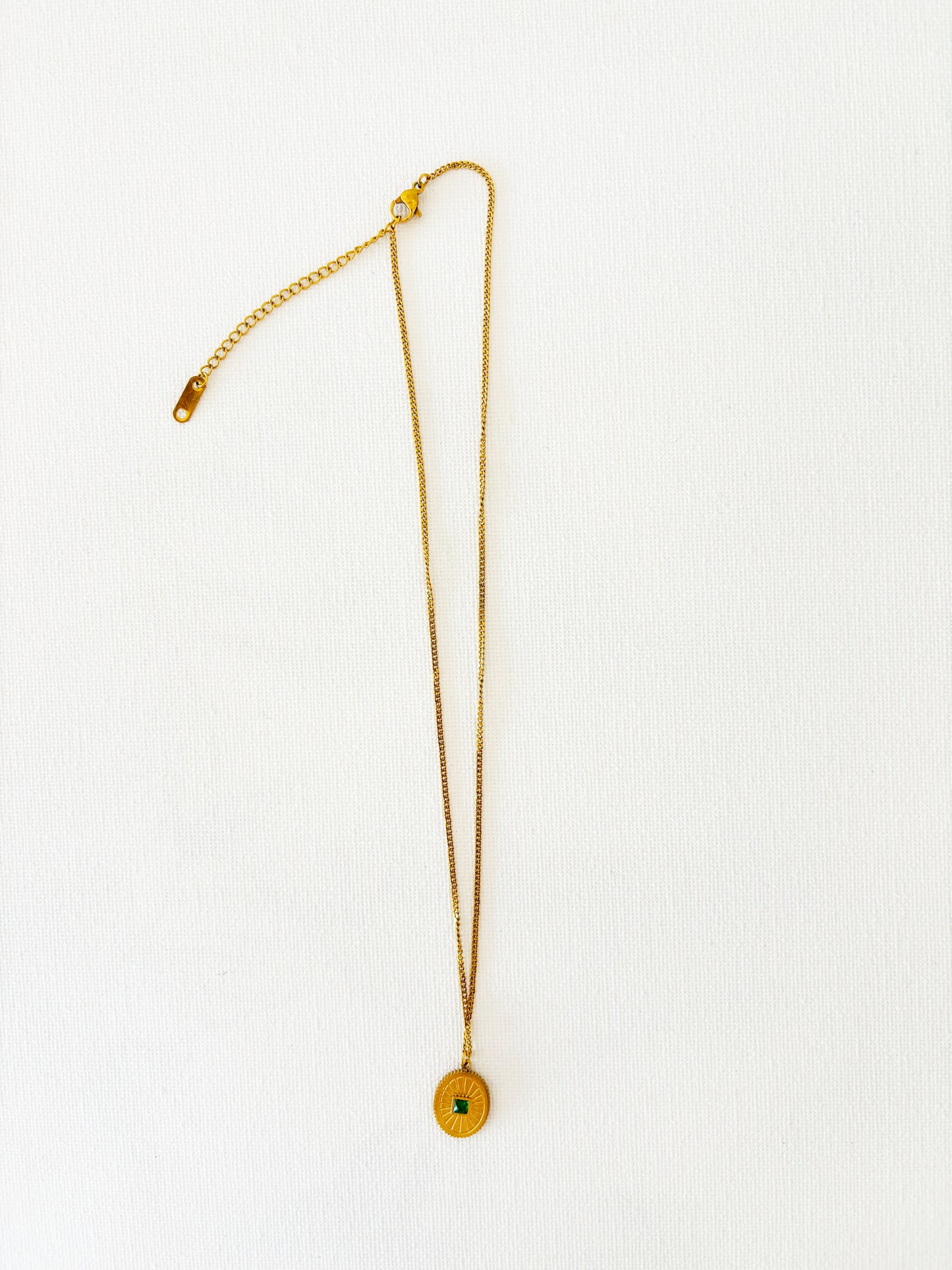 VALENTINA FINE CHAIN PENDANT NECKLACE